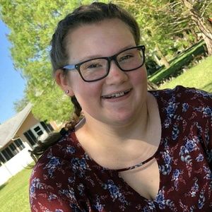 Meet your Posher, Jillian